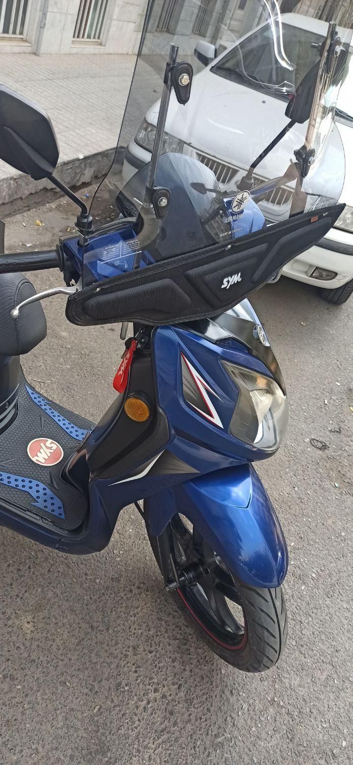 لاکی sym sr200|موتورسیکلت|تهران, آهنگ|دیوار