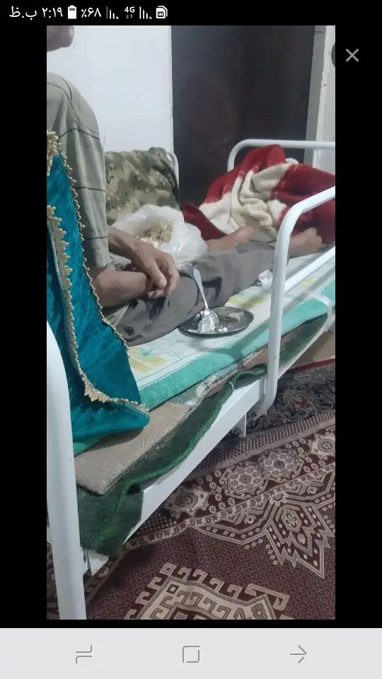 تخت اهنی کارکرده فروشی هست ب علت دست خالی|تشک تختخواب|قم, آزادگان|دیوار
