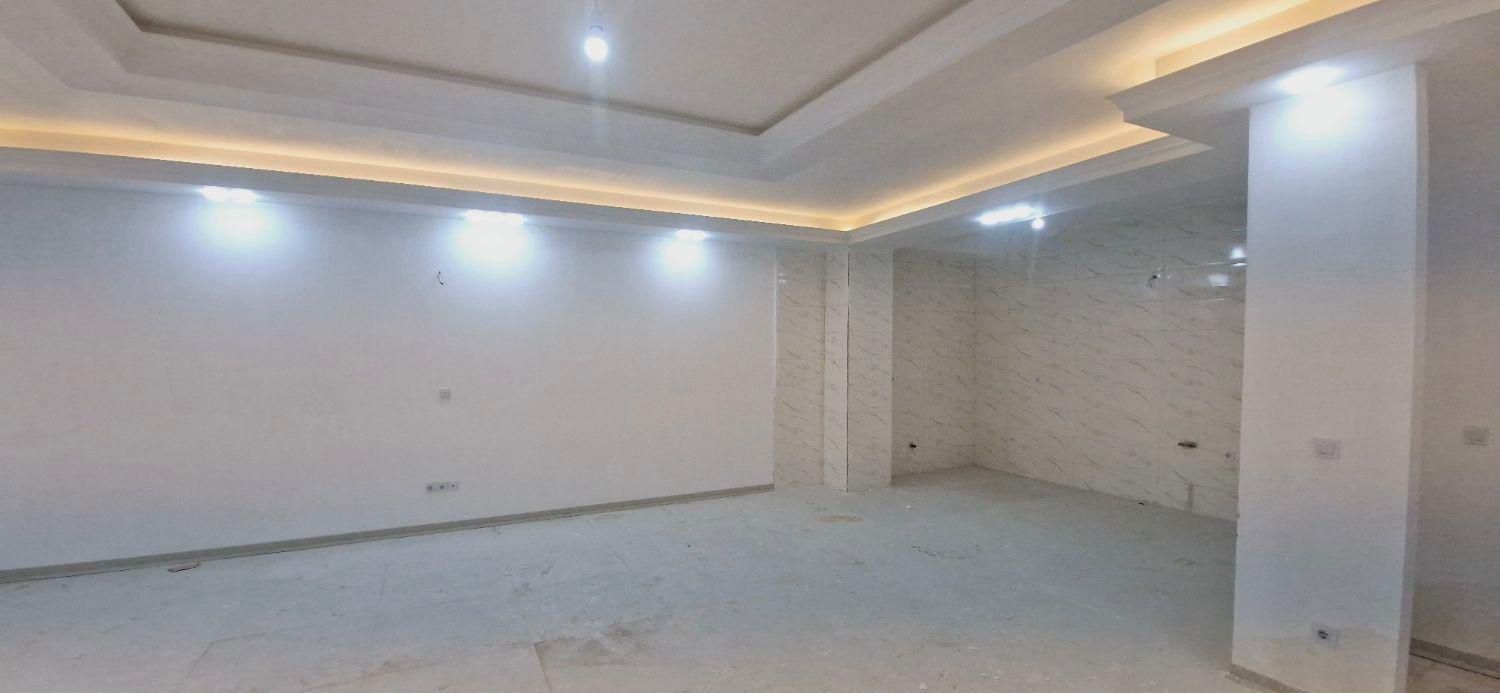 آپارتمان۱۳۳متر میدان امام علوی کلید اول حیاط دار|فروش آپارتمان|خرم‌آباد, |دیوار