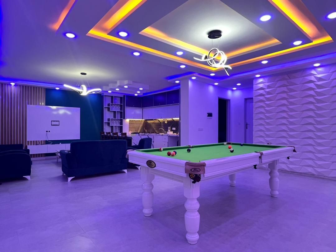 ویلا استخر دار مستقیم از مالک|اجارهٔ کوتاه‌مدت ویلا و باغ|رشت, فرزانه|دیوار