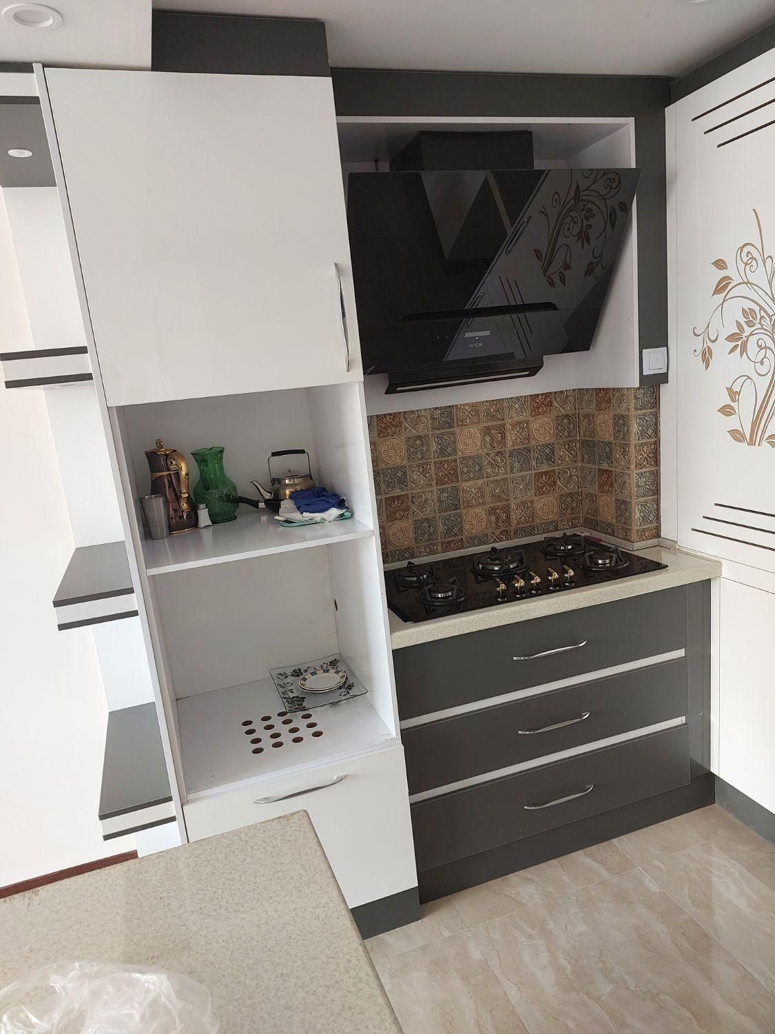 منزل مبله شیک و تمیز|اجارهٔ کوتاهمدت آپارتمان و سوئیت|شیراز, لاله|دیوار