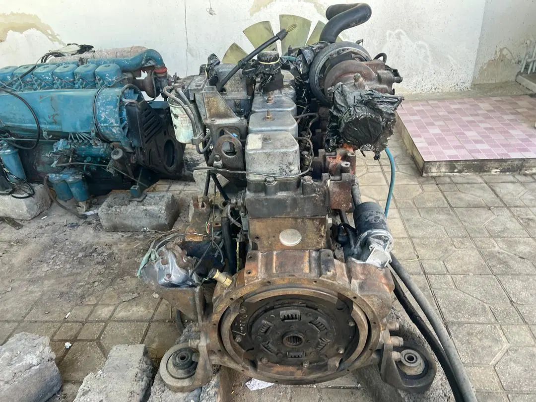 موتور دیزل کوماتسو 102،فابریک ببل کوماتسو 220 خط7|ماشین‌آلات صنعتی|شیراز, کوشک میدان|دیوار