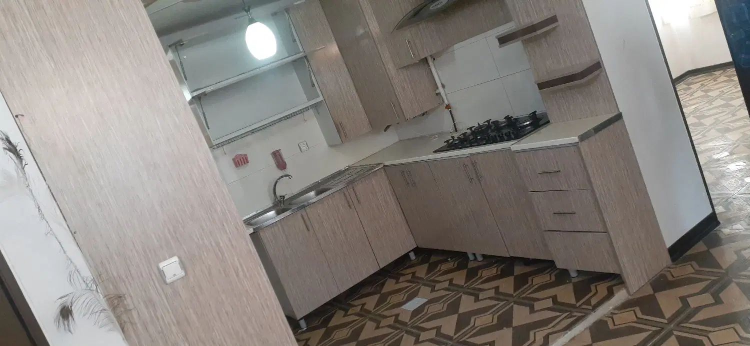 با ۷۰۰ ملیون صاحب خونه ی خودت باش / املاک بهنام|فروش آپارتمان|کرمان, |دیوار