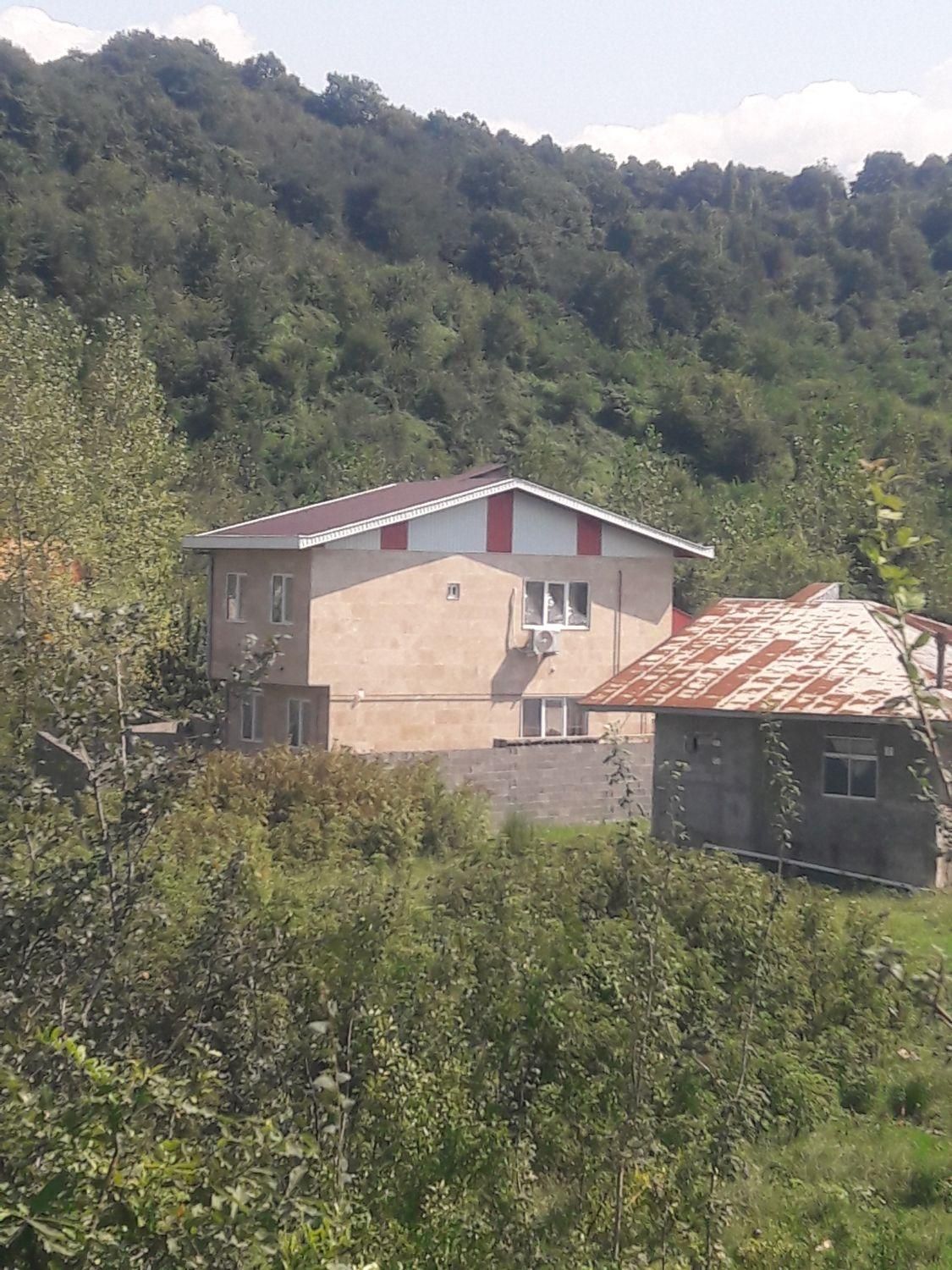 اجاره روزانه ویلا برای ۵نفر سد خاکی سقالکسار۱۲۰م|اجارهٔ کوتاه‌مدت ویلا و باغ|رشت, پاستوریزه|دیوار