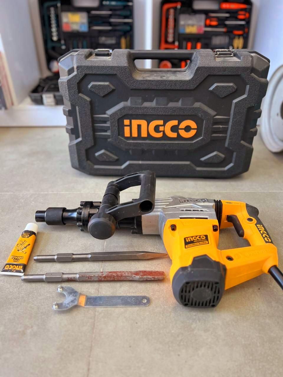 پمپ باد ابزار دریل بتن کن برقی بنزینی اره زنجیری|ابزارآلات|رشت, دیلمان|دیوار