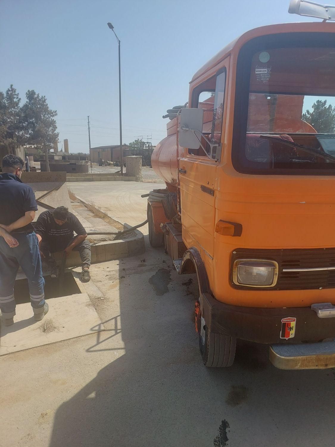 تخلیه چاه حفرچاه مغنی لایروبی ۲ونیم لجن کش|خدمات پیشه و مهارت|مشکین‌دشت, |دیوار