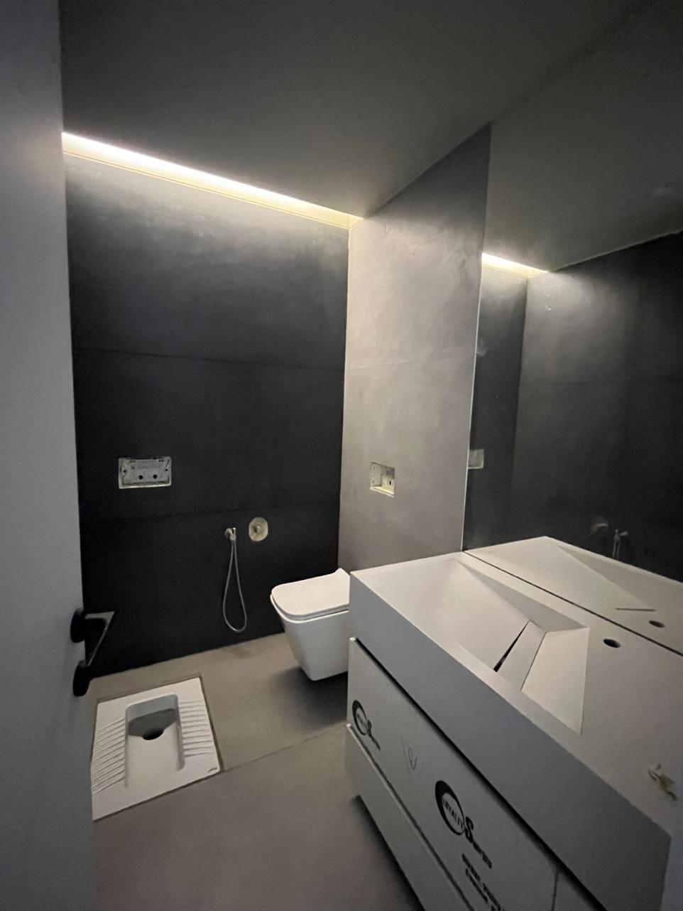 آپارتمان ۱۰۰ متری دو خوابه کلید نخورده|فروش آپارتمان|تهران, ظفر|دیوار