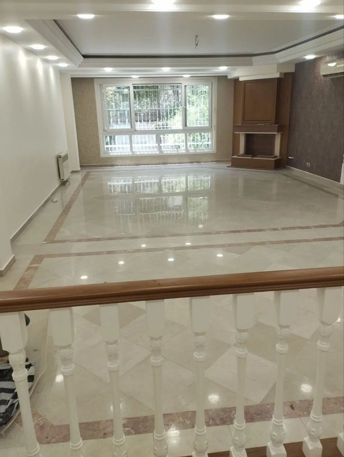 کفسابی واحد سنگ مدرسه کفساب پارکینگ کف سابی پله|خدمات نظافت|کرج, شاهین‌ویلا|دیوار