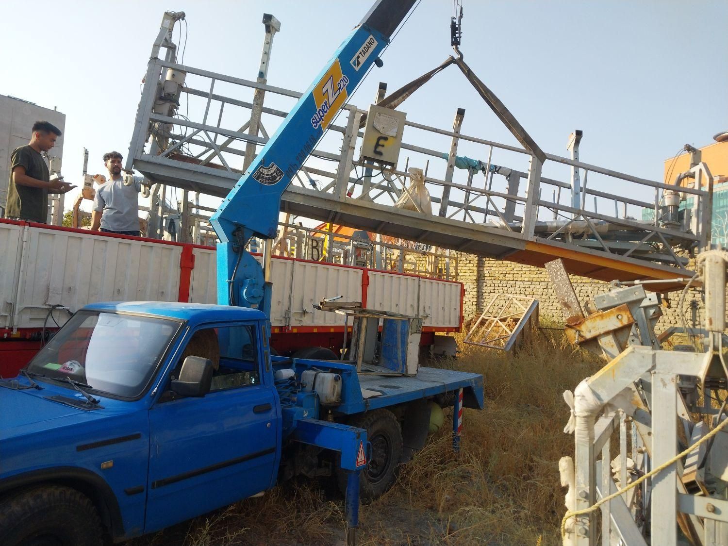 نیسان  خاور۷تن جرثقیل حمل جابه جایی اسکلت ۵ر|خدمات حمل و نقل|مشهد, بهمن|دیوار