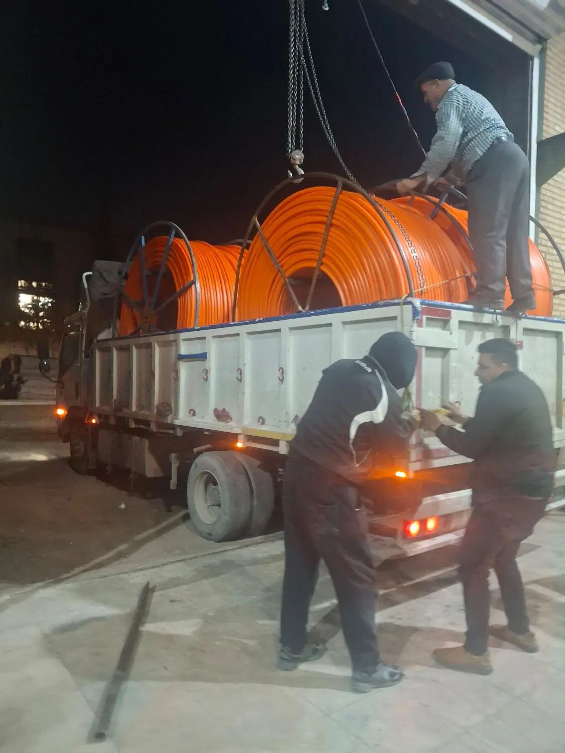 استخدام کارگر ساده/اپراتور دستگاه/ جوشکار|استخدام صنعتی، فنی، مهندسی|شریف‌آباد, |دیوار