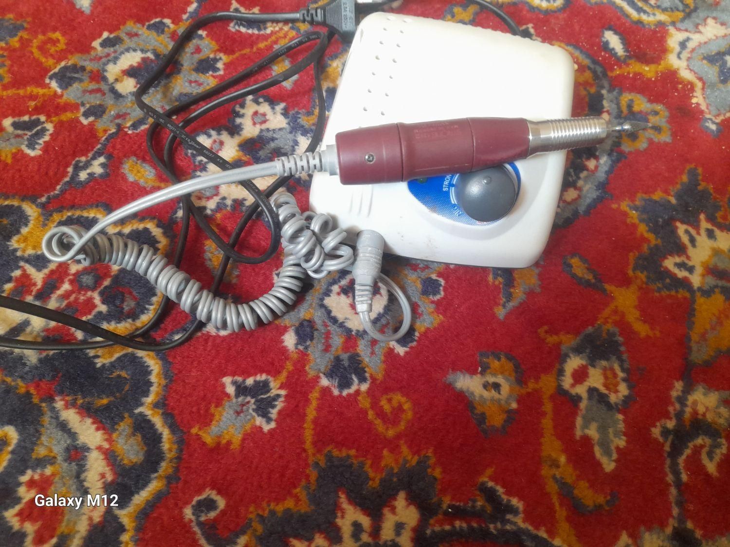 سوهان برقی درحد نو زیاد استفاده نشده فروش فوری|آرایشی، بهداشتی، درمانی|ساوه, |دیوار