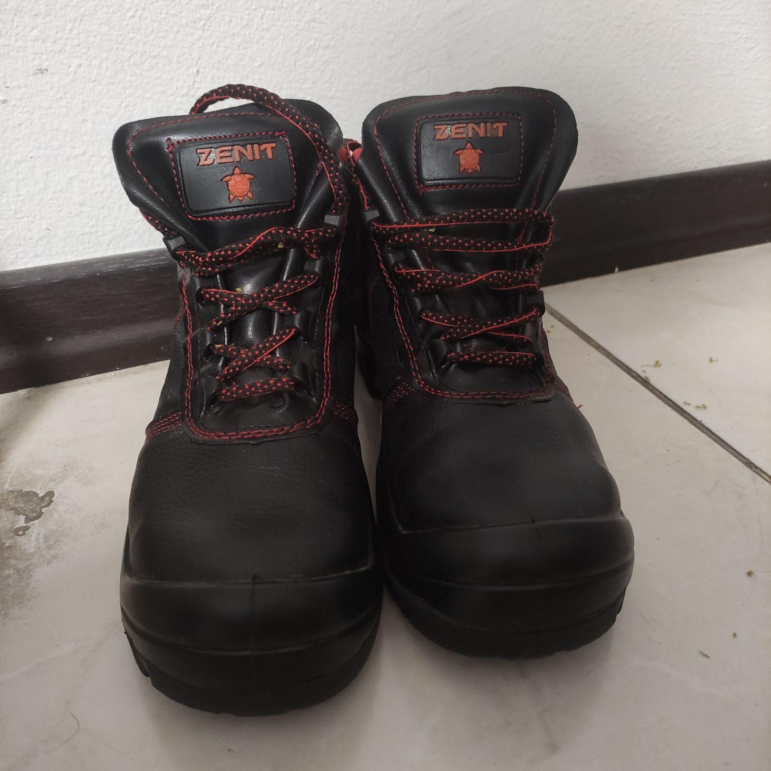 کفش کار ایمنی چرم|کیف، کفش، کمربند|پردیس, فاز ۳|دیوار