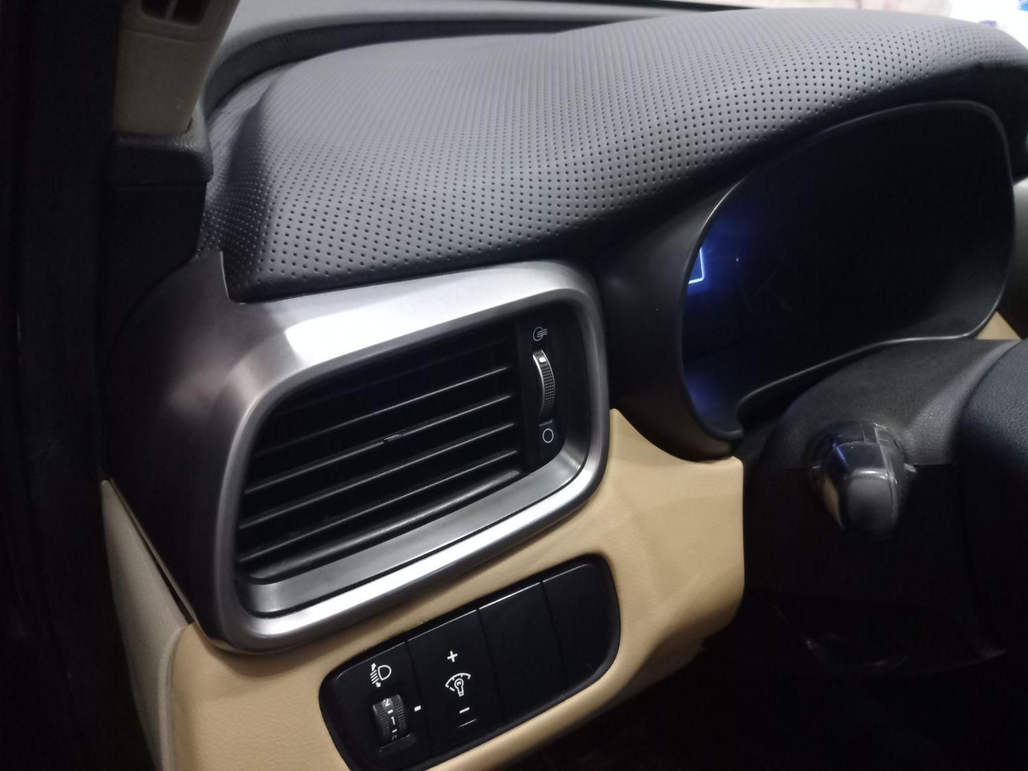 تعمیرات چرم داشبورد و رودری خودروهای خارجی|خدمات موتور و ماشین|اهواز, پردیس|دیوار