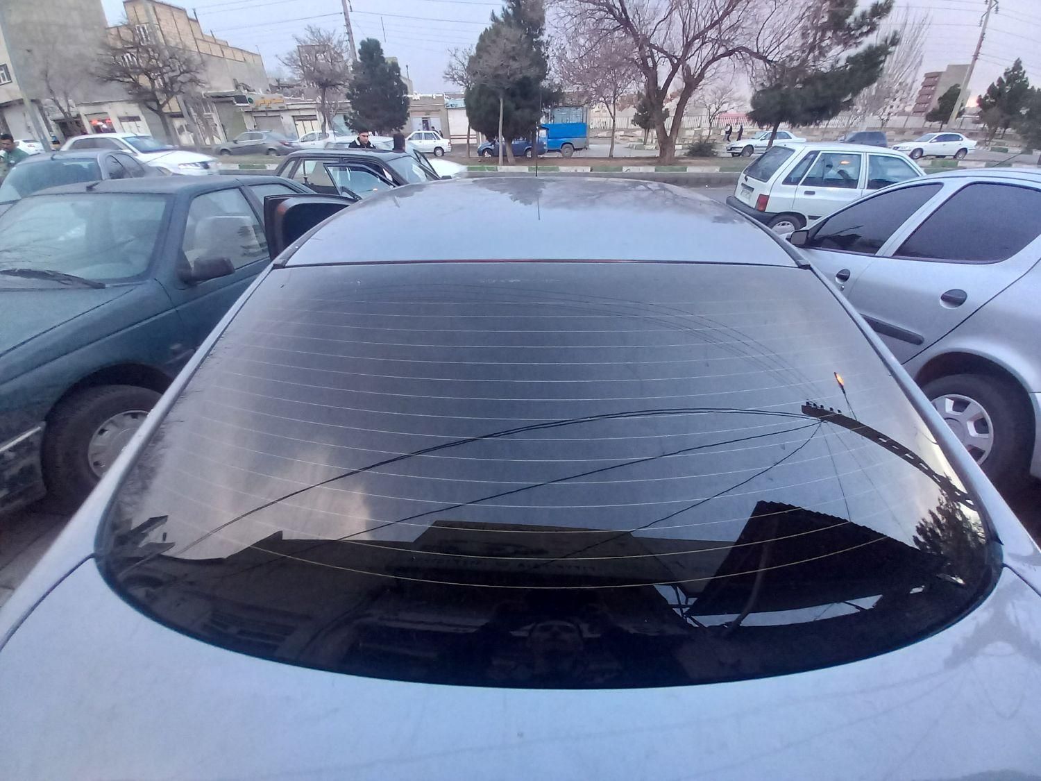 اجرای حرفه ای شیشه دودی|خدمات موتور و ماشین|تبریز, |دیوار