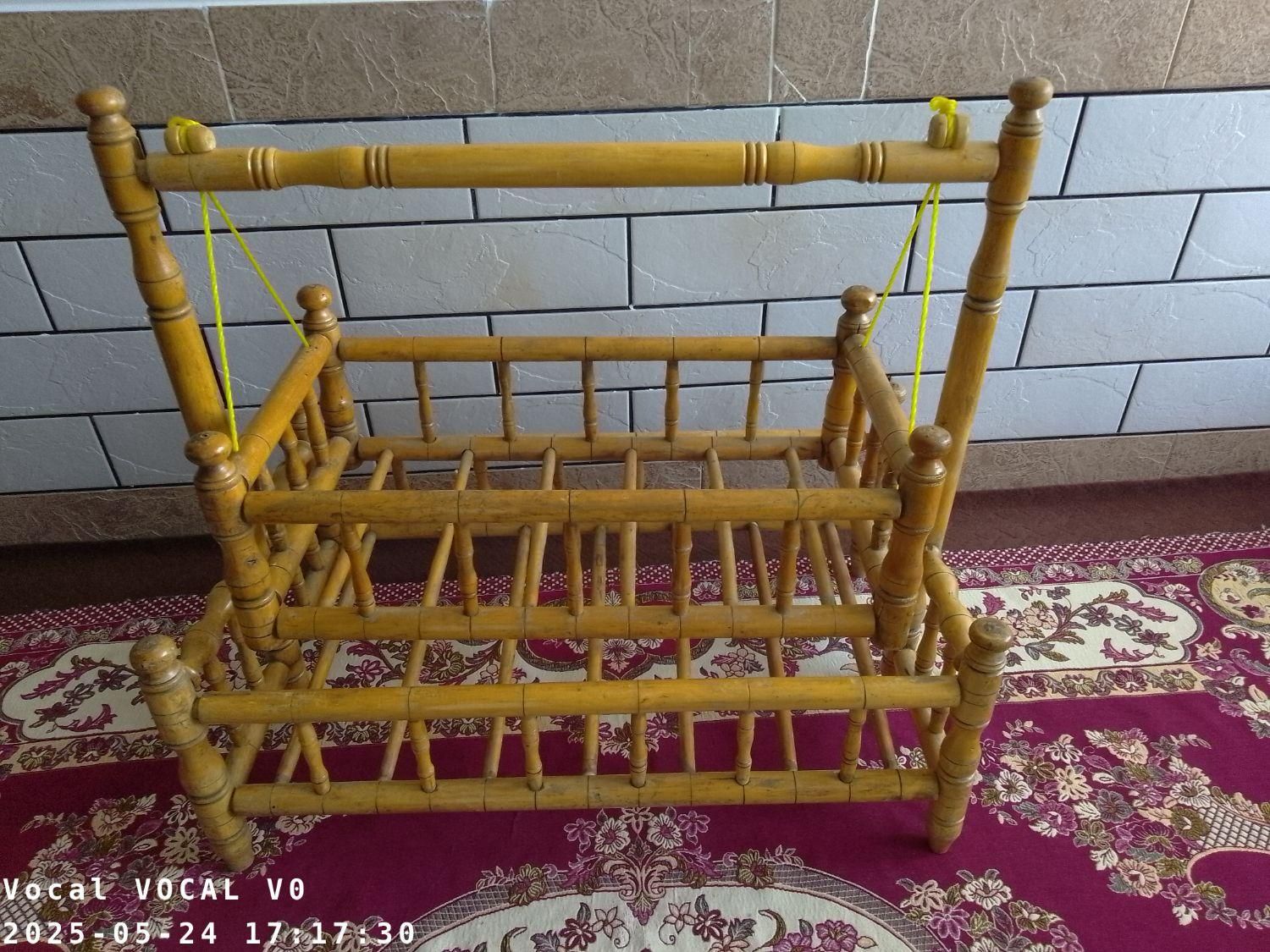 گهواره چوبی|اسباب و اثاث بچه|دزفول, |دیوار