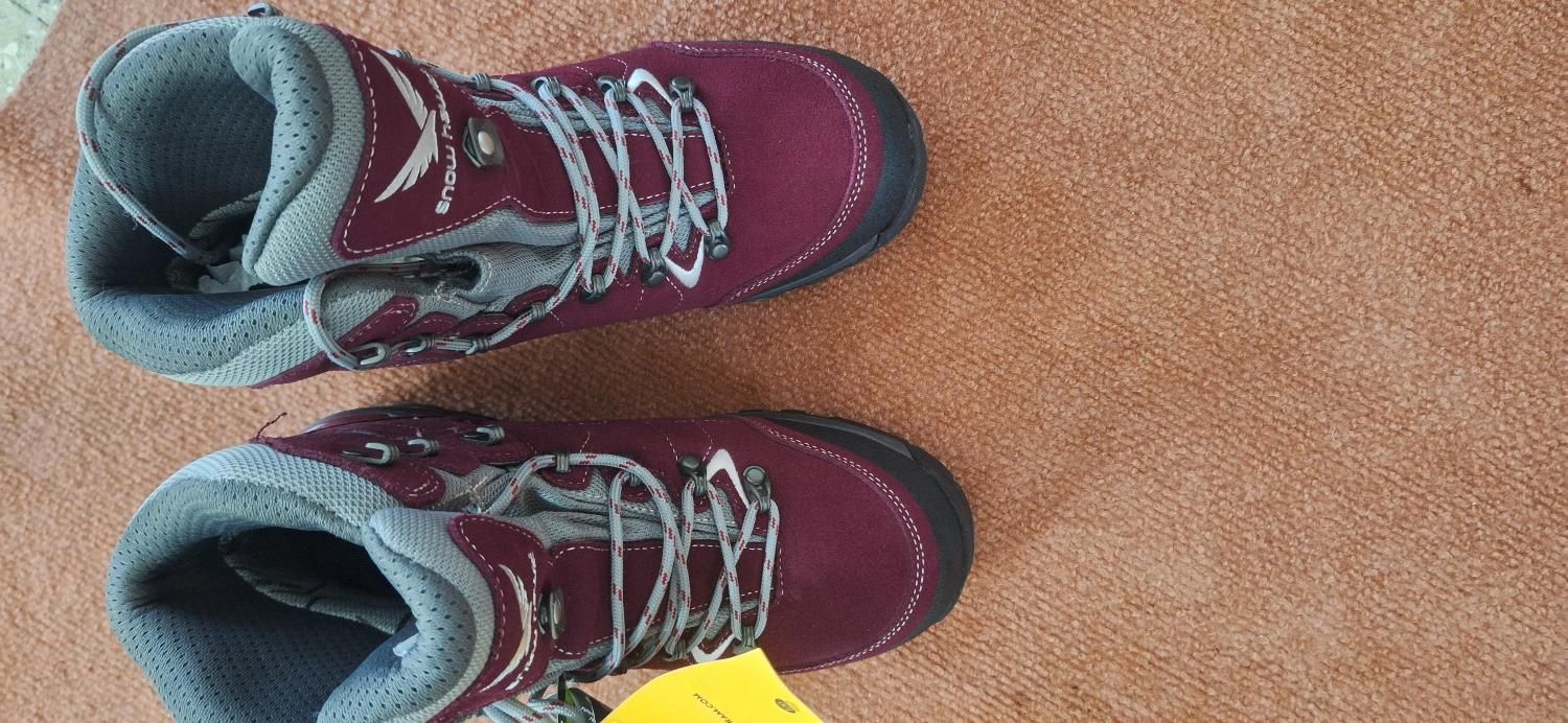 کفش کوهنوردی حرفه ای اسنوهاک سایز ۴۰ چهارفصل|کوهنوردی و کمپینگ|گرگان, |دیوار