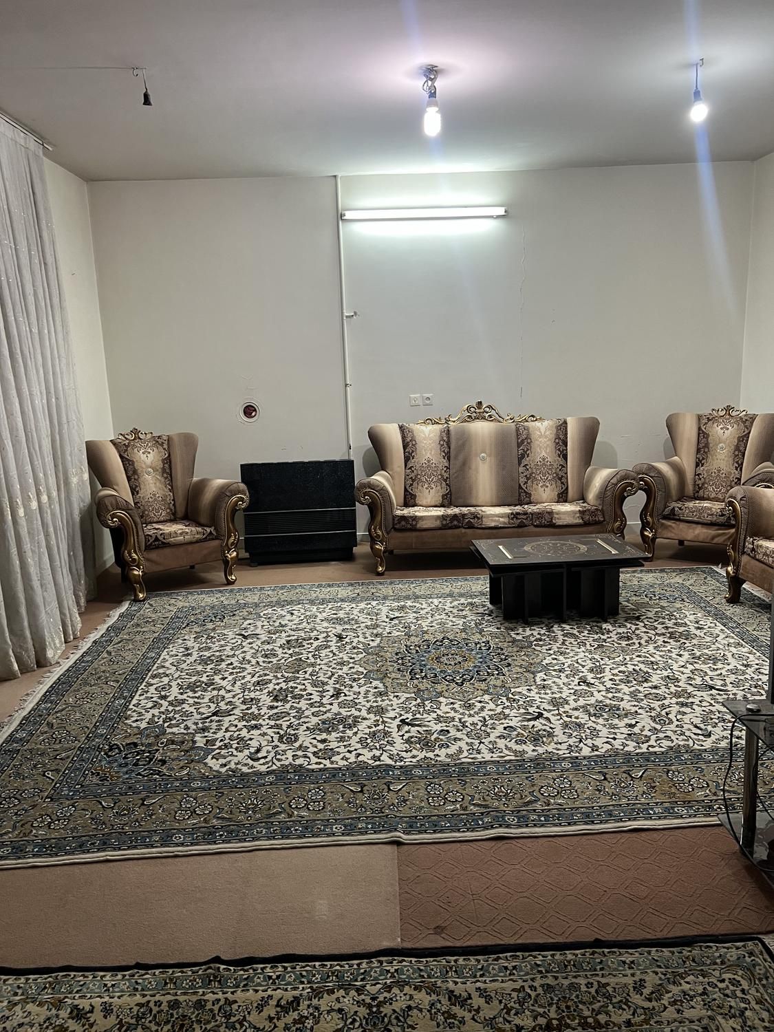 واحدمبله دوخوابه مرکز شهر|اجارهٔ کوتاه‌مدت آپارتمان و سوئیت|اصفهان, شاهزاده ابراهیم|دیوار