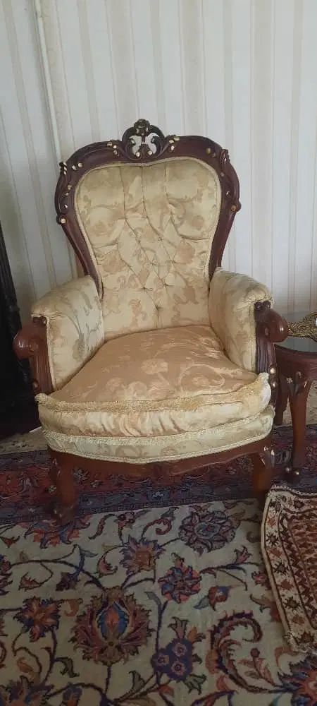 مبل استیل ۹ نفره ، میز پذیرایی و دو میز عسلی|مبلمان خانگی و میز عسلی|تهران, حشمتیه|دیوار