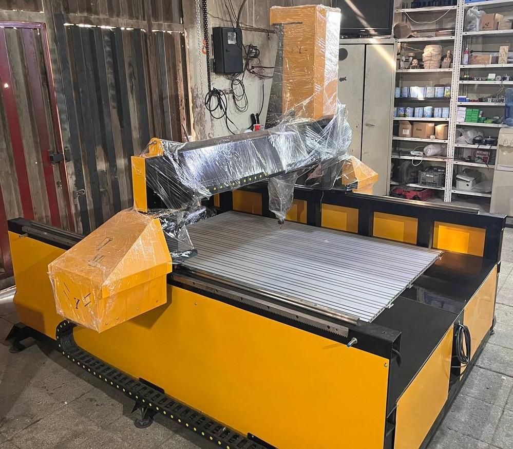 دستگاه سی ان سی cnc چهار محور مناسب مدل سازی|ماشین‌آلات صنعتی|تهران, دانشگاه علم و صنعت|دیوار