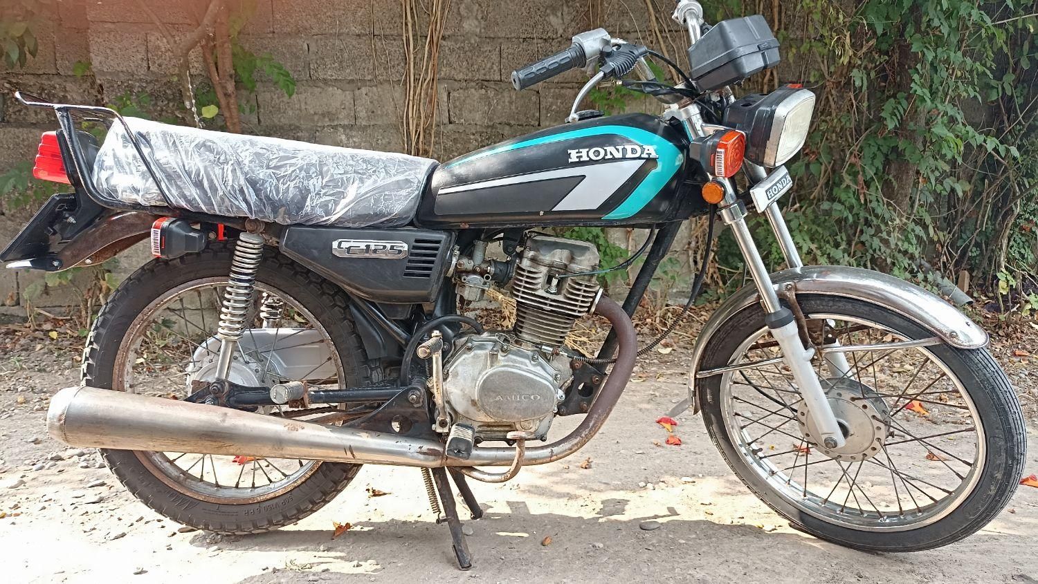 موتور هوندا ۱۲۵ مشکی|موتورسیکلت|لشت نشا, |دیوار