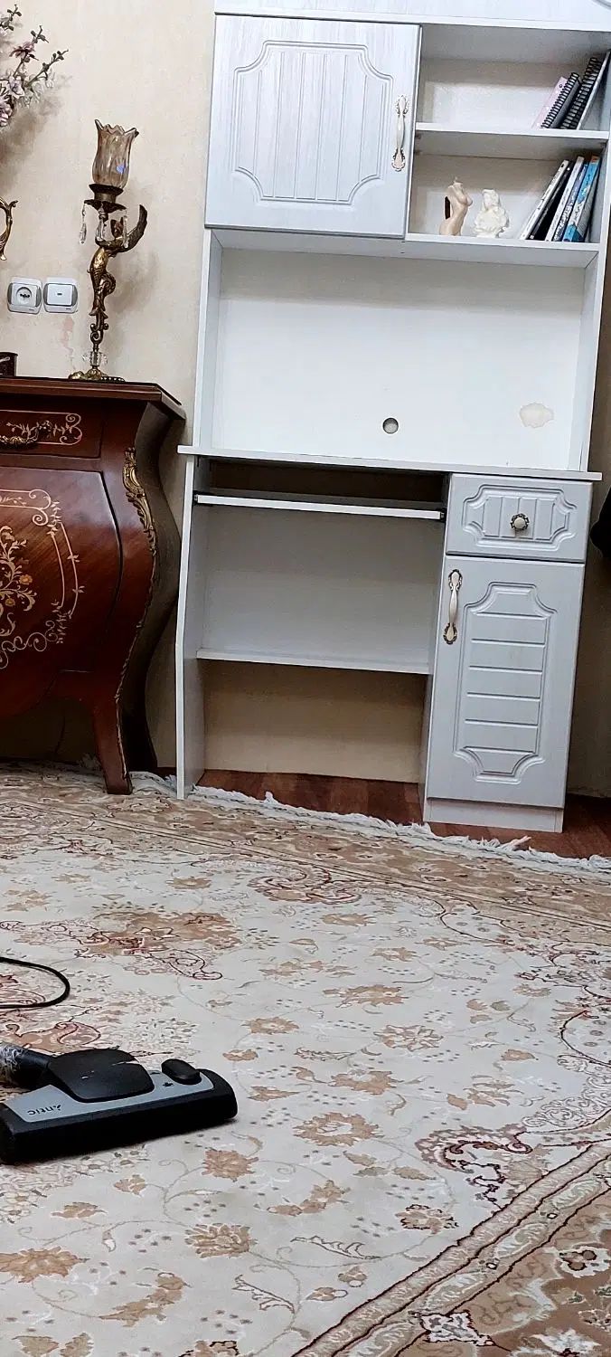 کتابخانه|کتابخانه، شلف، قفسه‌های دیواری|تهران, جی|دیوار