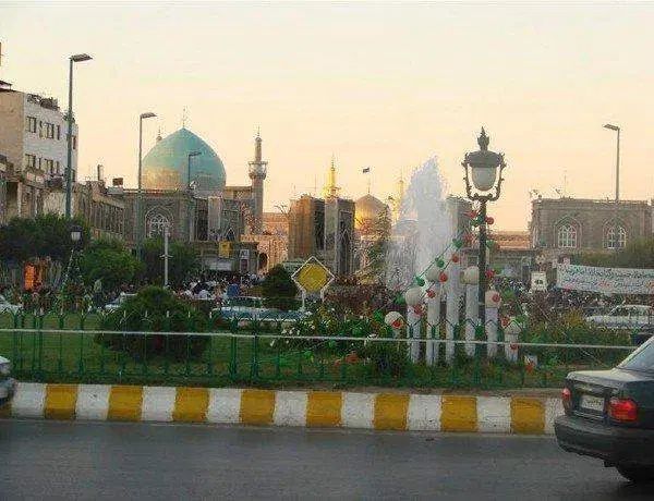 مغازه ۹۲ متری در حاشیه اصلی ۱۷ شهریور منطقه زواری|فروش مغازه و غرفه|مشهد, چهنو|دیوار
