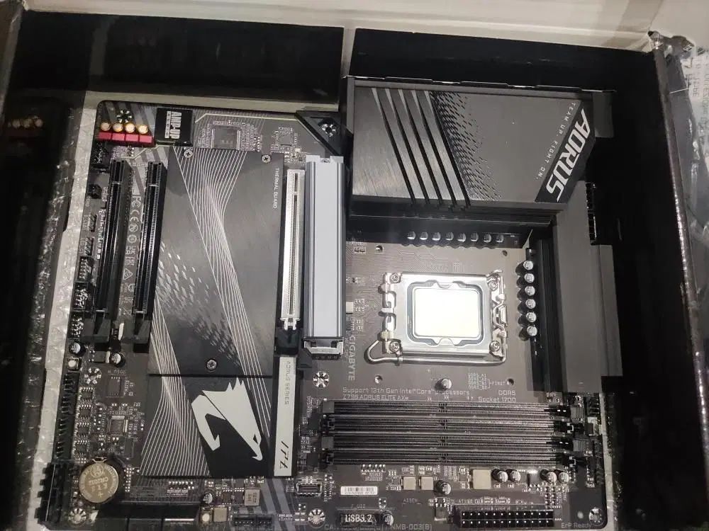 گارانتی دار Gigabyte Z790 AORUS ELITE AX DDR5|قطعات و لوازم جانبی رایانه|رشت, فلسطین|دیوار