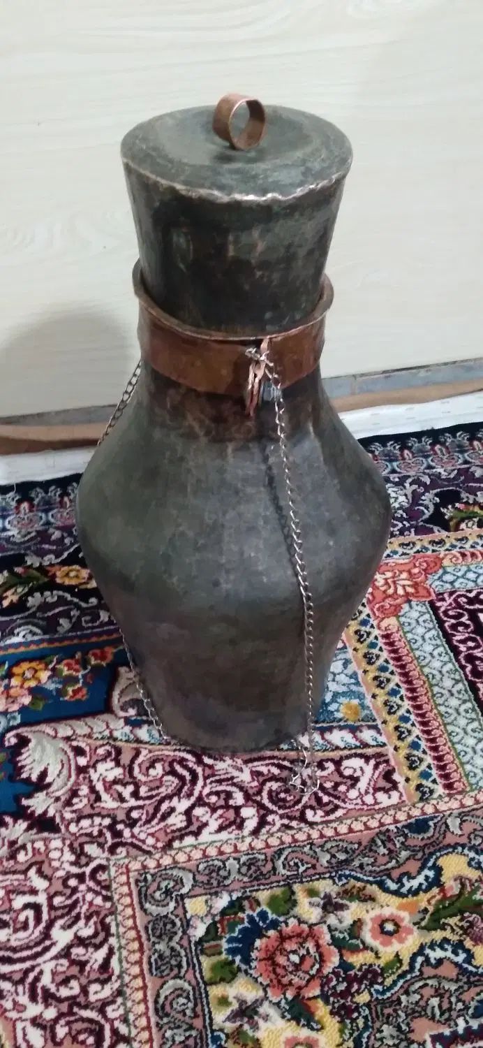 روغن دان مسی بسیار کهنه حداقل ۱۰۰سال پیش|کلکسیون اشیاء عتیقه|اراک, |دیوار