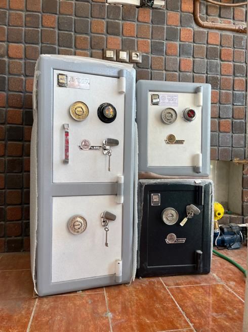 گاوصندوق350کیلویی اصل کاوه گاو صندوق|ابزارآلات|یزد, |دیوار