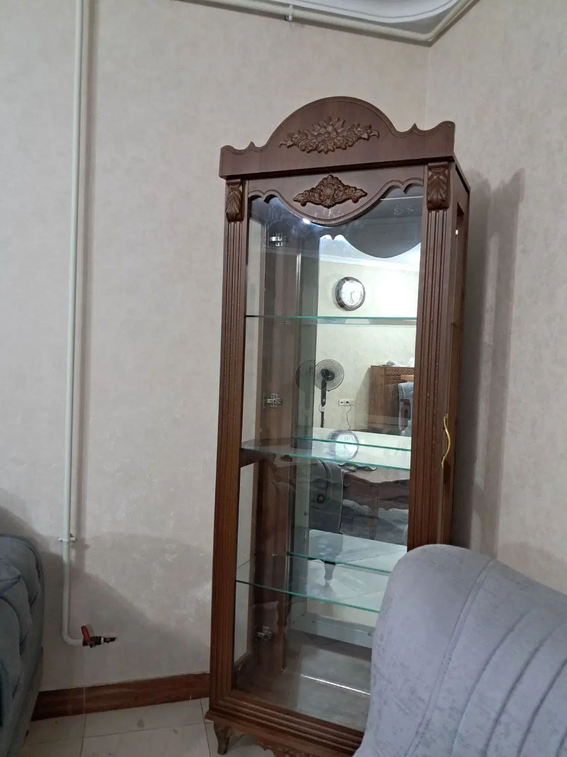 بوفه در حد نو|بوفه، ویترین، کنسول|رشت, دروازه لاکان|دیوار