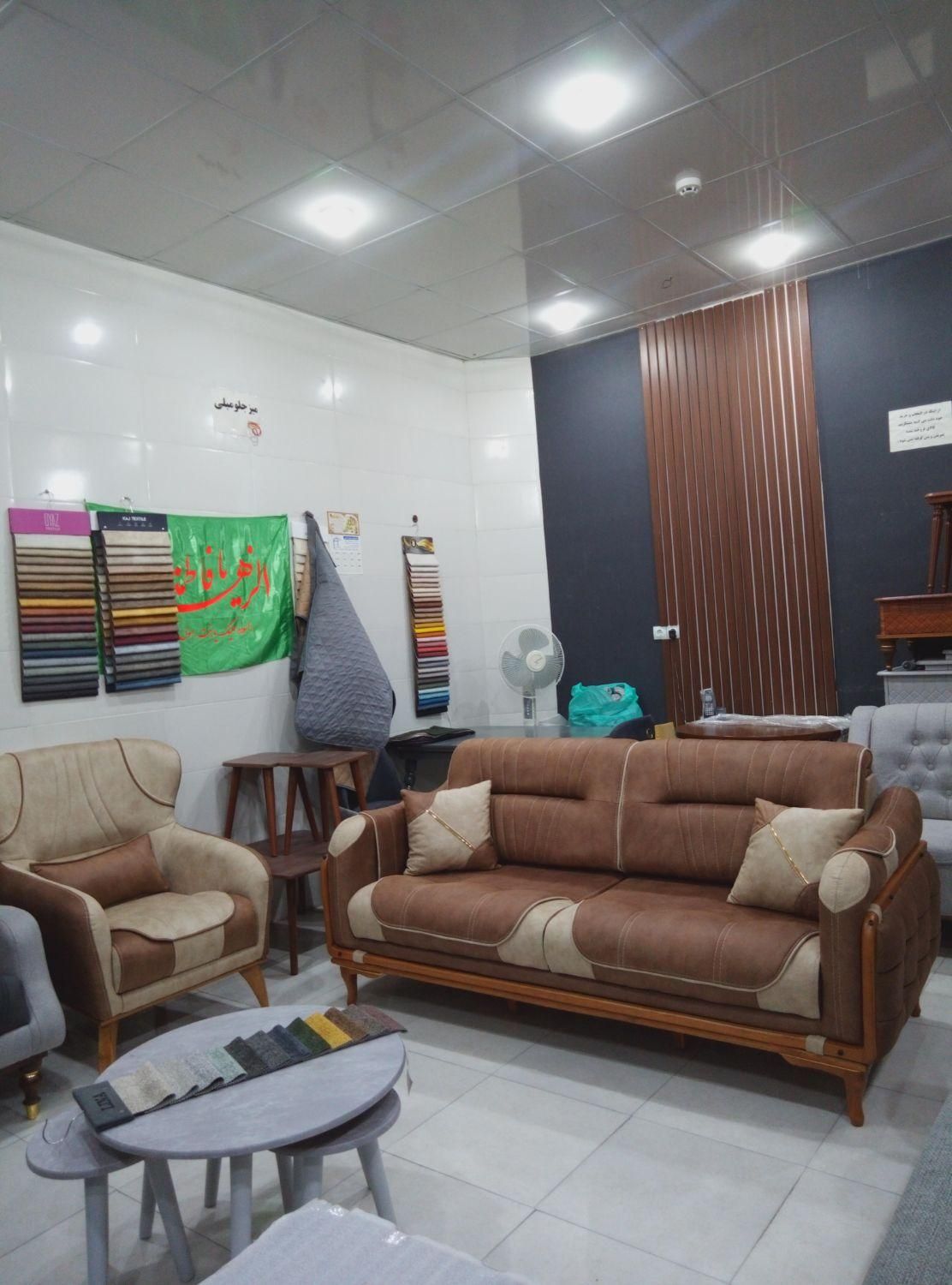 مبل کامفورد تخت خواب شو|مبلمان خانگی و میز عسلی|لار, |دیوار