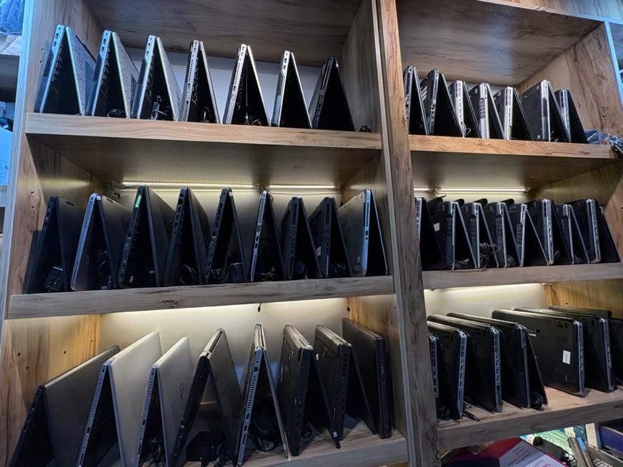 فروش ویژه بمناسبت اول اذر بلکفرایدی|رایانه همراه|کرمانشاه, |دیوار