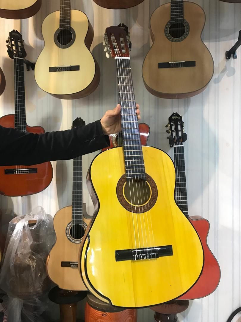 فروش انواع ویولن و گیتار و هنگ درام دف تنبک|ویولن|اراک, |دیوار