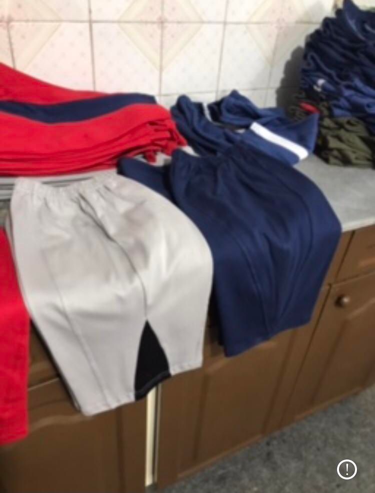 تعدادی شلوارک تریکو|کفش و لباس بچه|کرج, شهرک رضوانیه|دیوار