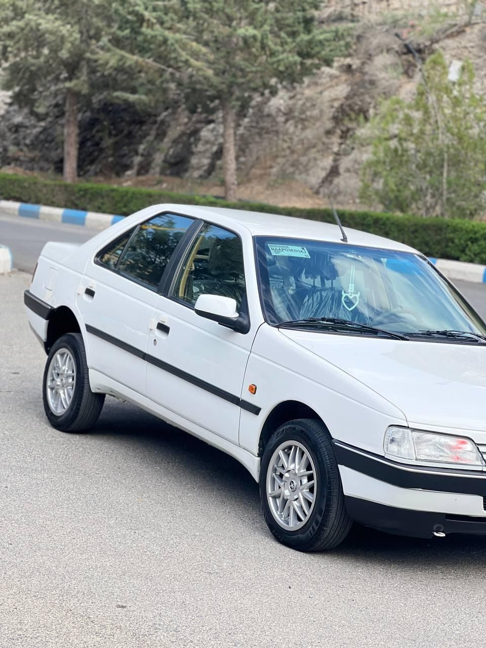 پژو 405 SLX موتورTU5، مدل ۱۳۹۱|خودرو سواری و وانت|شهرکرد, |دیوار