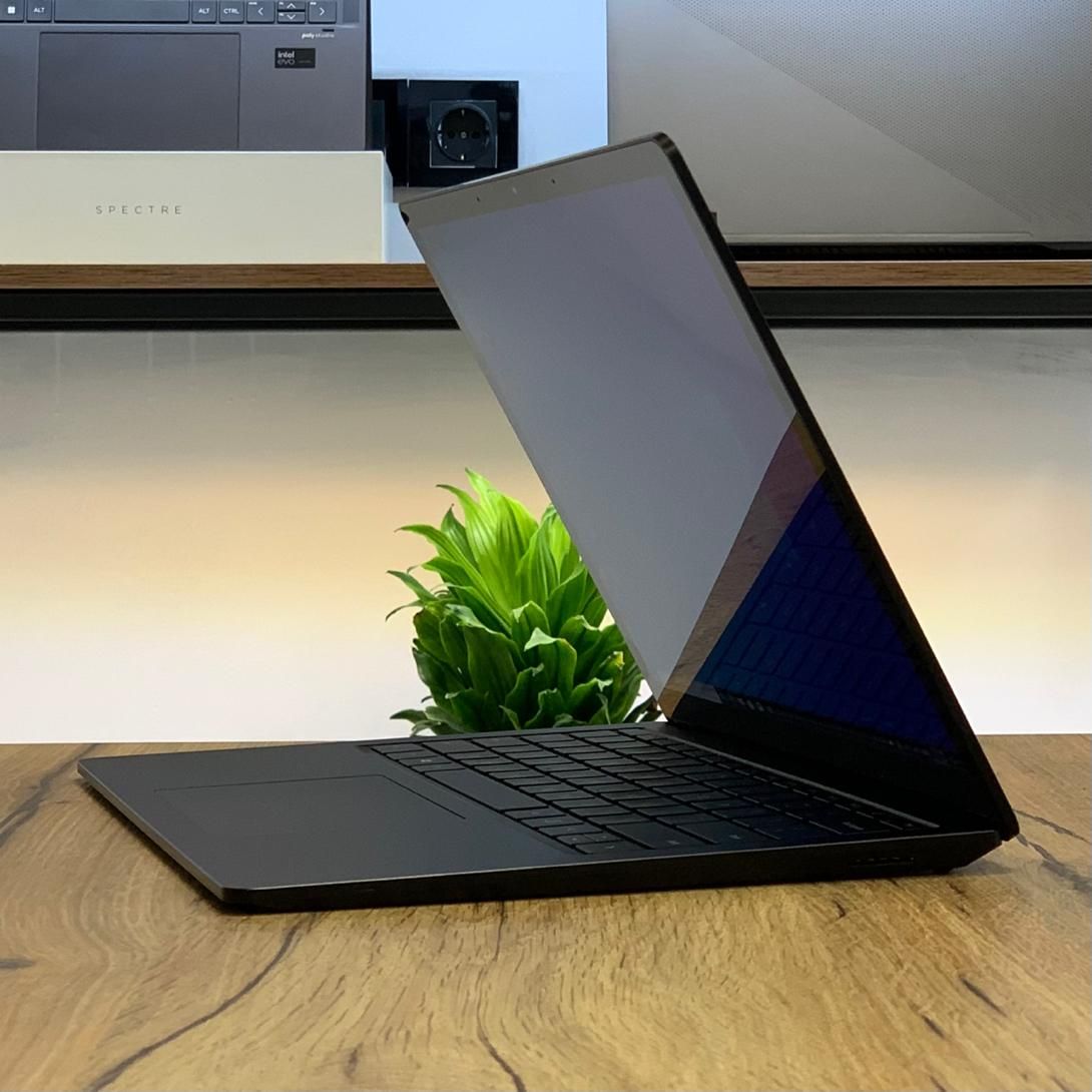 سرفیس لپ‌تاپ 4/ i5 رم 16 SSD 512/ تمیز و کم‌کارکرد|رایانه همراه|مشهد, ارشاد|دیوار