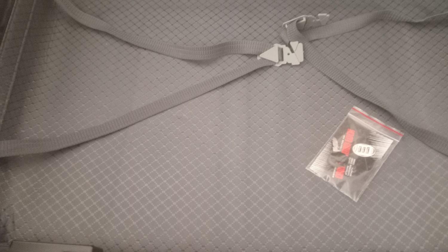 چمدون خارجی|کیف، کفش، کمربند|ایذه, |دیوار