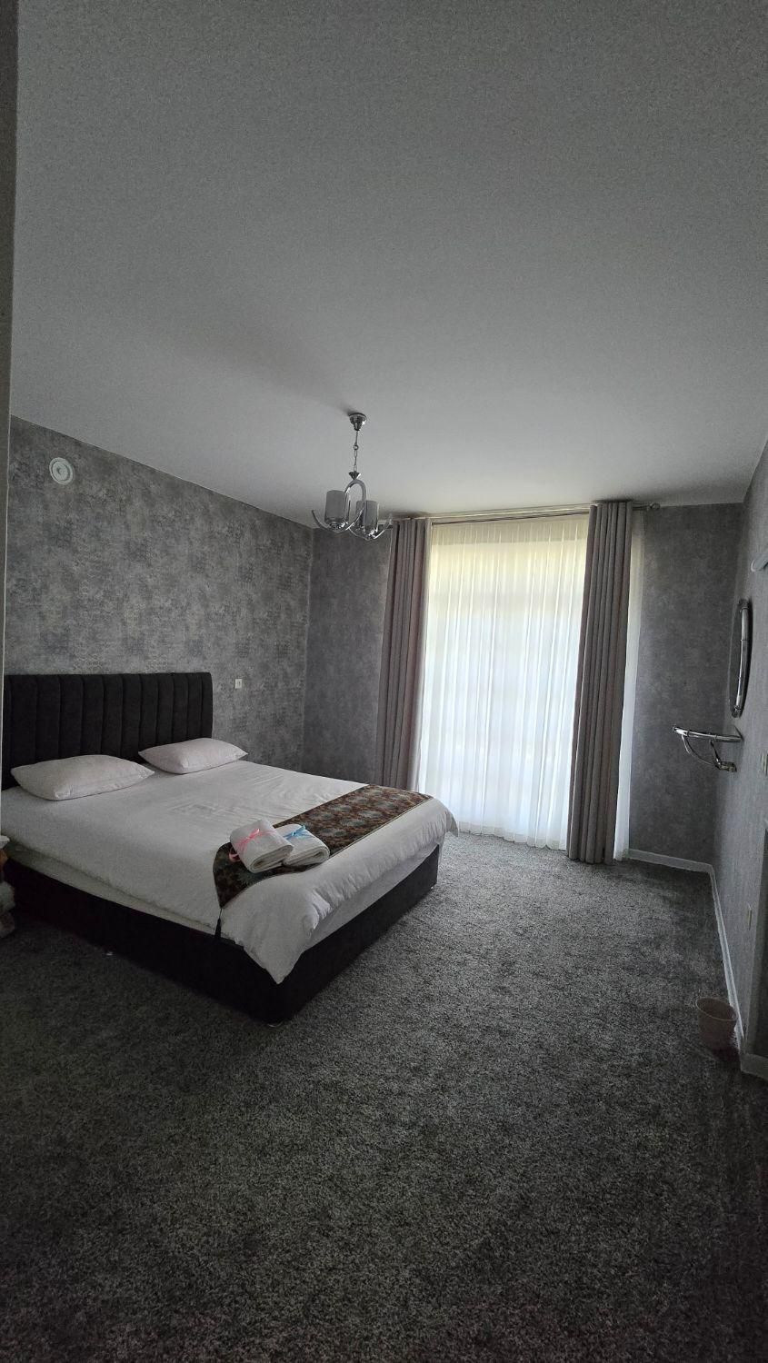 هتل باغبهادران|اجارهٔ کوتاهمدت ویلا و باغ|اصفهان, مرداویج|دیوار