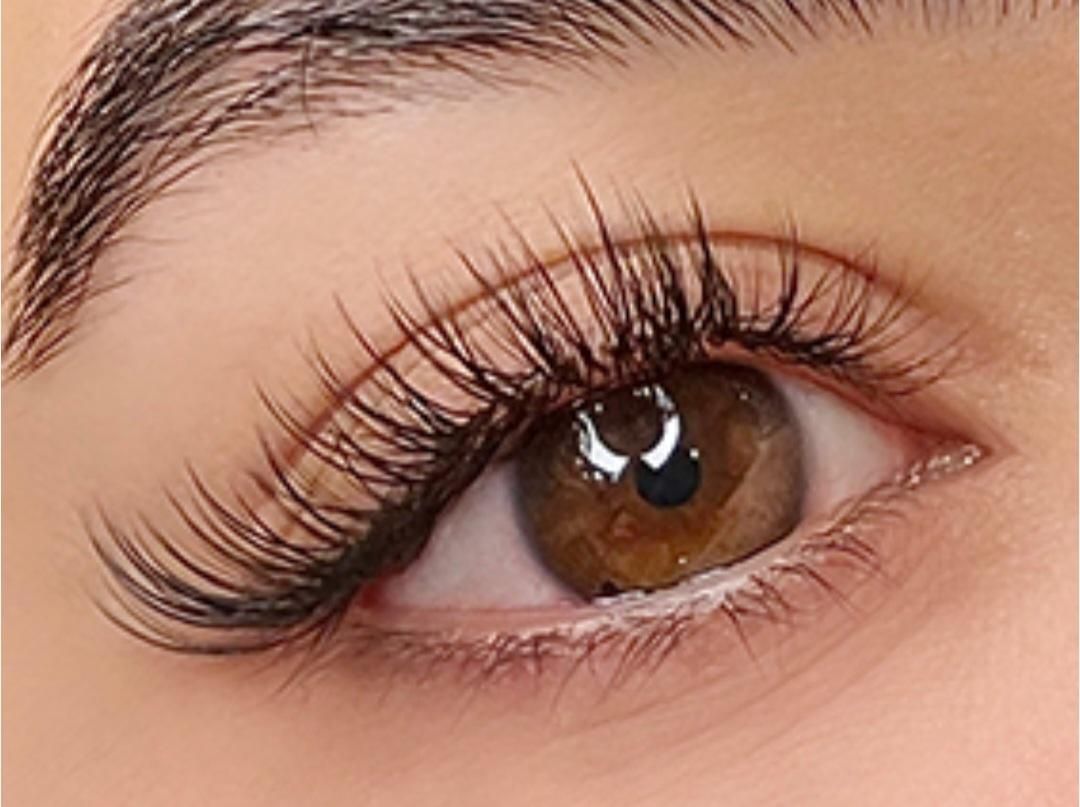 اکسشن مژه|خدمات آرایشگری و زیبایی|اصفهان, پوریای ولی|دیوار