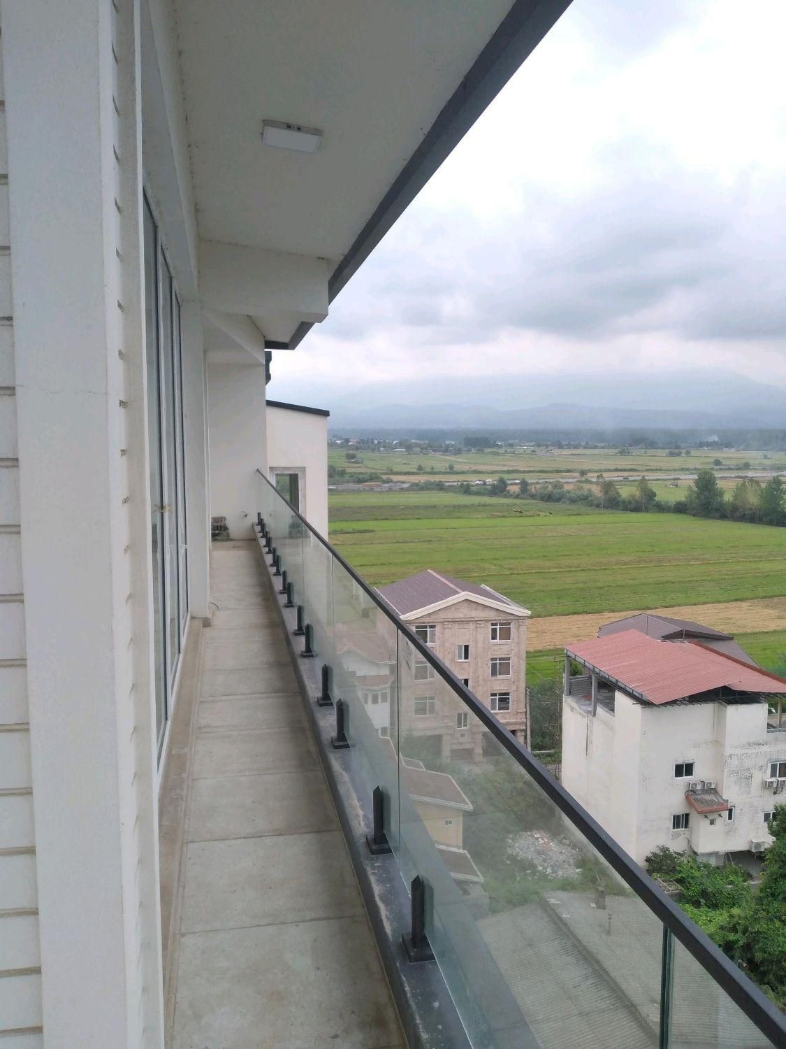 اجاره اپارتمان نوساز ۲۰۰ متری با لابی(امینی)|اجارهٔ آپارتمان|نور, |دیوار