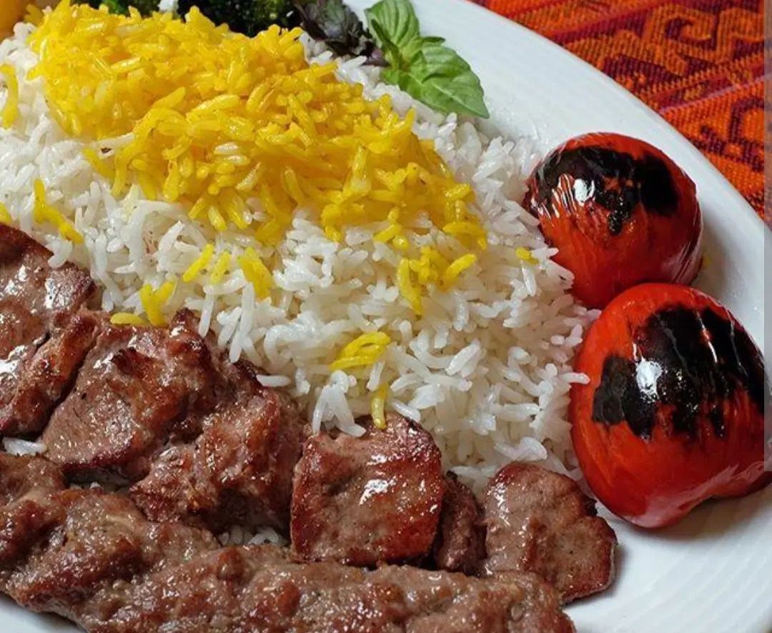 نیازمند صندوقدار و کانتر دار جهت بیرون بر|استخدام خدمات فروشگاه و رستوران|شیراز, دلگشا|دیوار