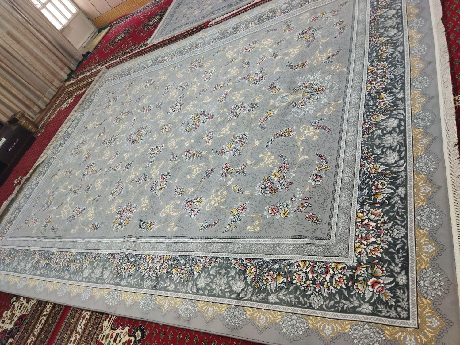 ست قالی نو نو ۷۰۰ شانه بدون یک روز استفاده|فرش|دورود, |دیوار