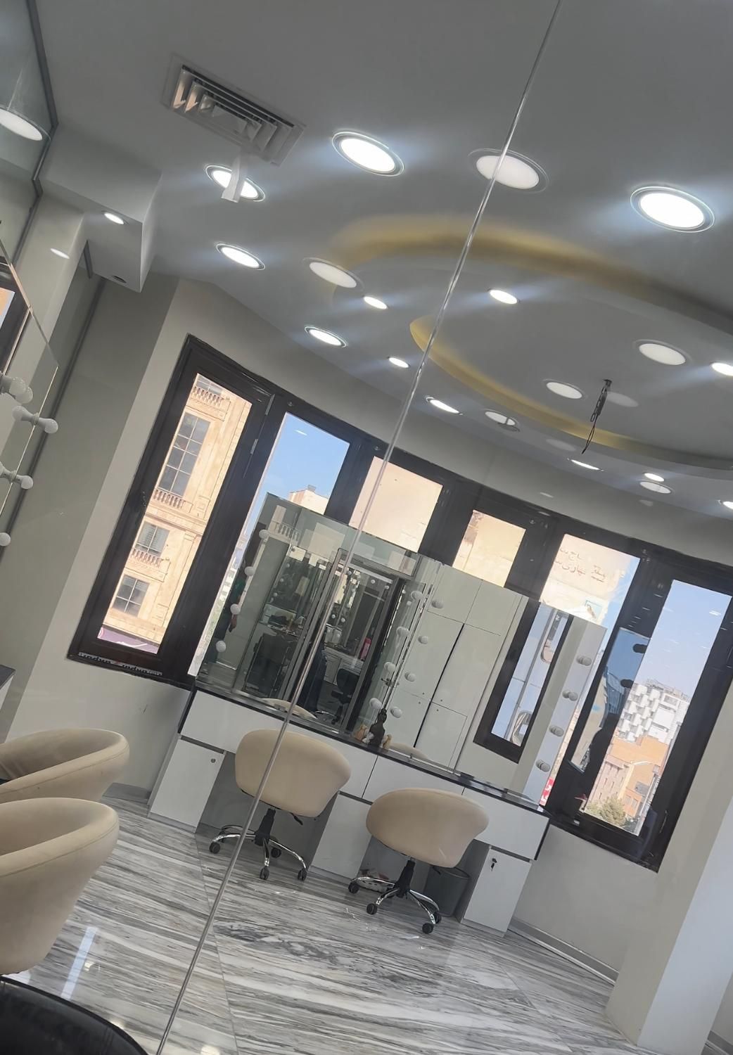 اجاره اتاق در سعادت اباد|خدمات آرایشگری و زیبایی|تهران, آسمان|دیوار