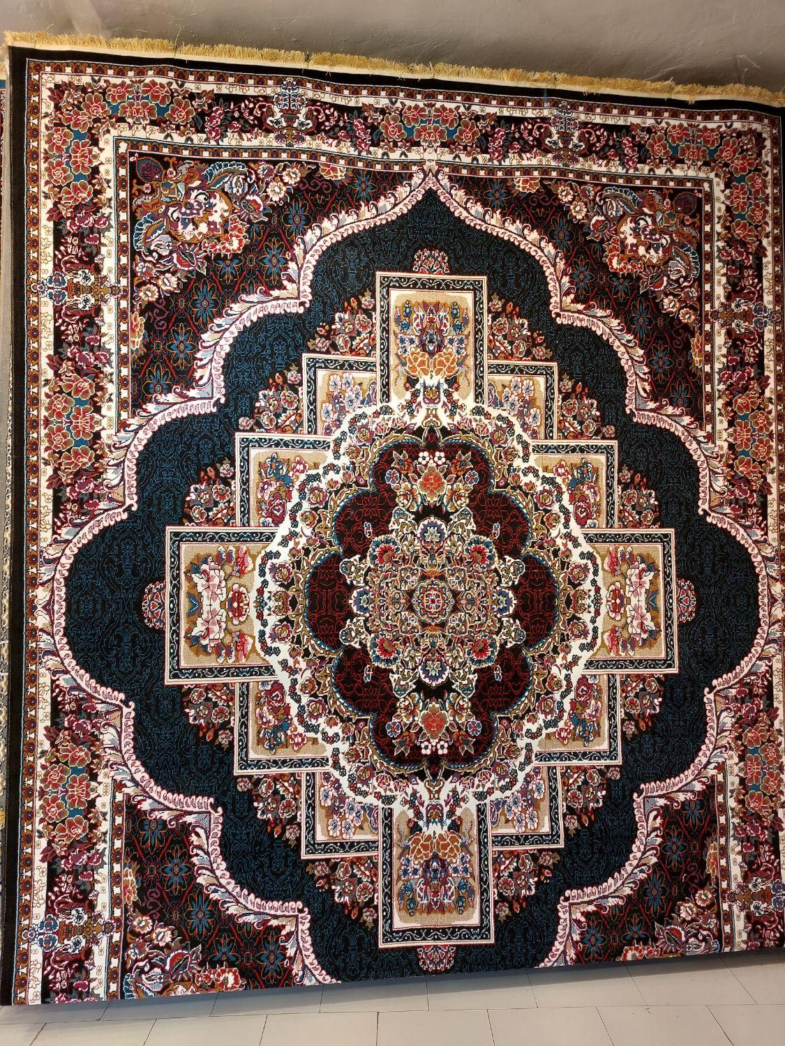 فرش۱۲ و ۶ و ۹ طرح ۷۰۰شانه  فقط در طلاب ( مشهد )|فرش|مشهد, طلاب|دیوار