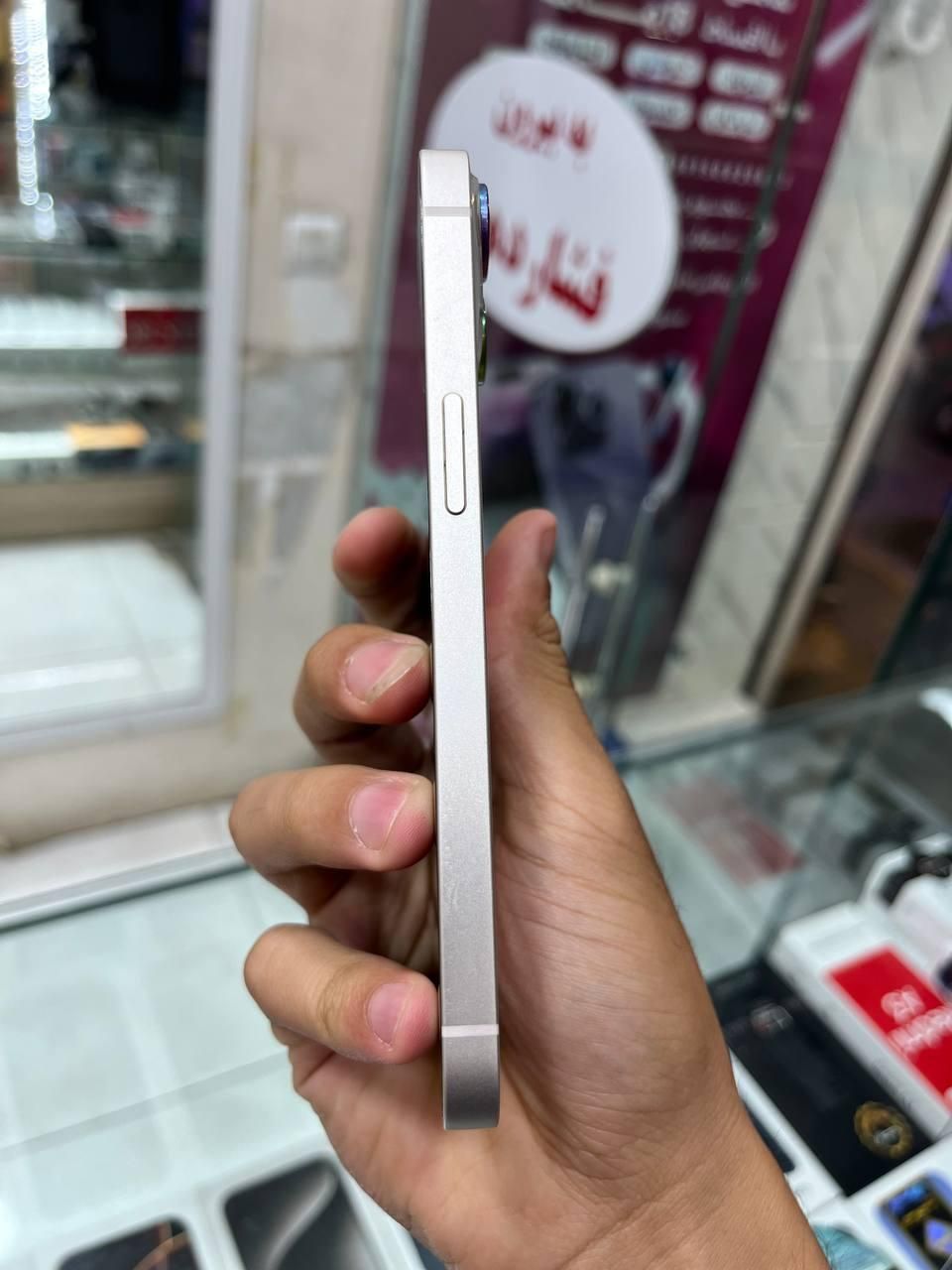 اپل iPhone 13 درحد نو لاکاغذی|موبایل|بجنورد, |دیوار