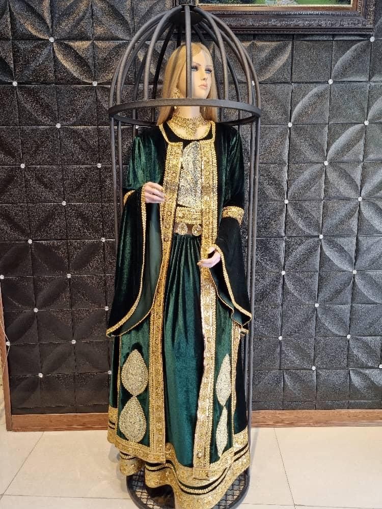 لباس محلی|لباس|لنجان, |دیوار