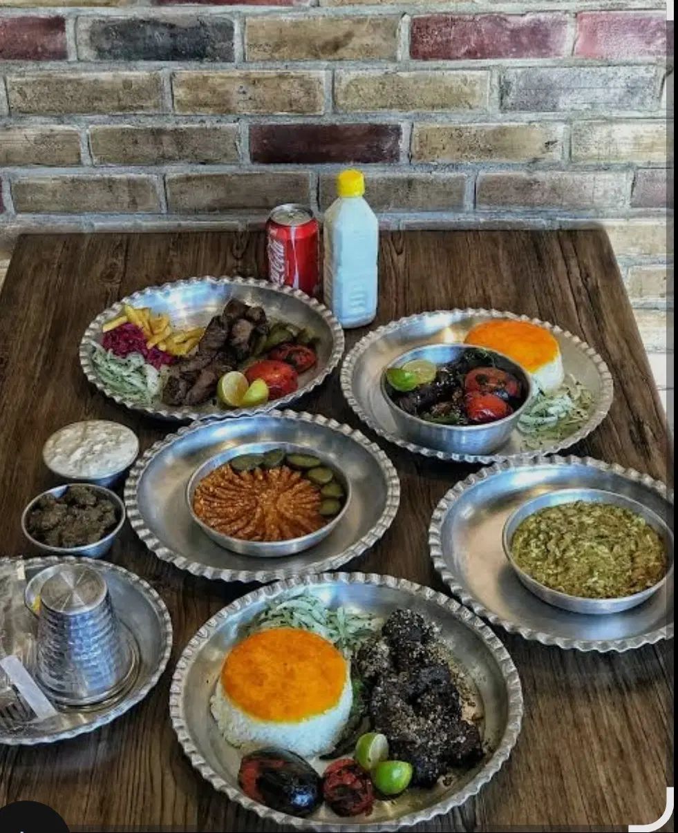 شاطرتافتون پز/ تخته کار / کباب پز ماهر/  کمک آشپز|استخدام خدمات فروشگاه و رستوران|تهران, شهرآرا|دیوار