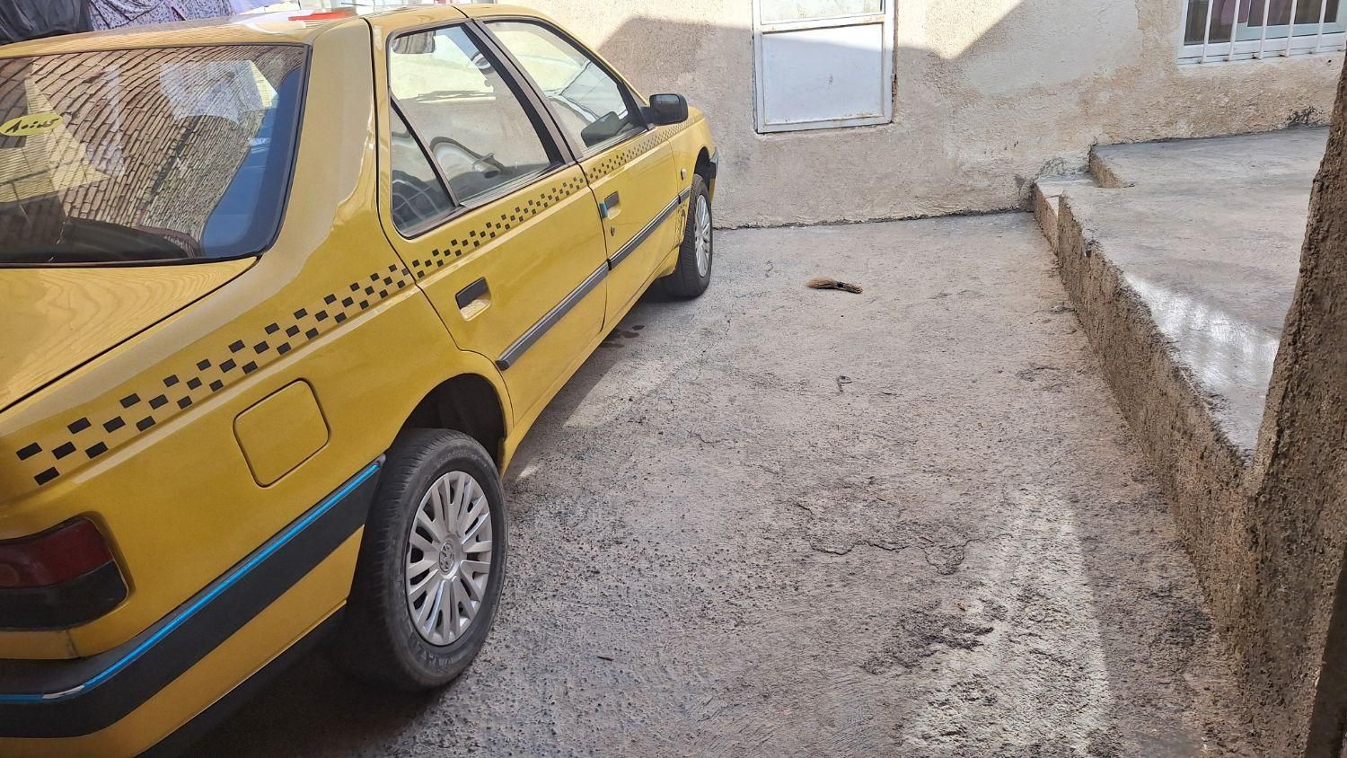 پژو 405 GLX - دوگانه سوز CNG، مدل ۱۳۹۰|خودرو سواری و وانت|دهگلان, |دیوار