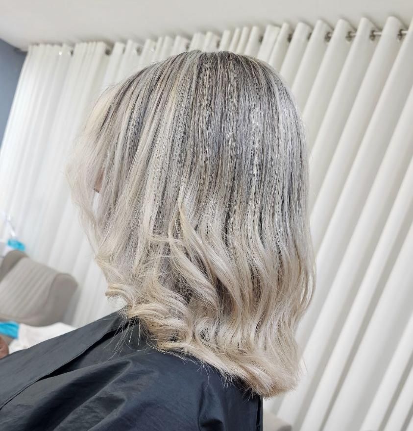 رنگمو و کراتین تخصصی درصدرا|خدمات آرایشگری و زیبایی|صدرا-فارس, فاز ۱|دیوار