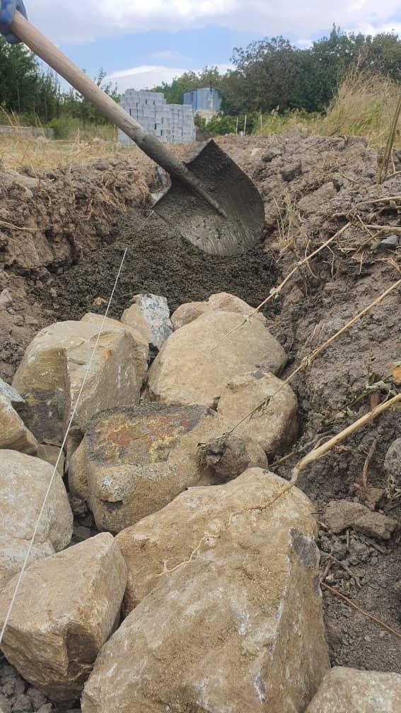 بلوک چینی. پی ریزی.دور باغ ها|خدمات پیشه و مهارت|ارومیه, |دیوار